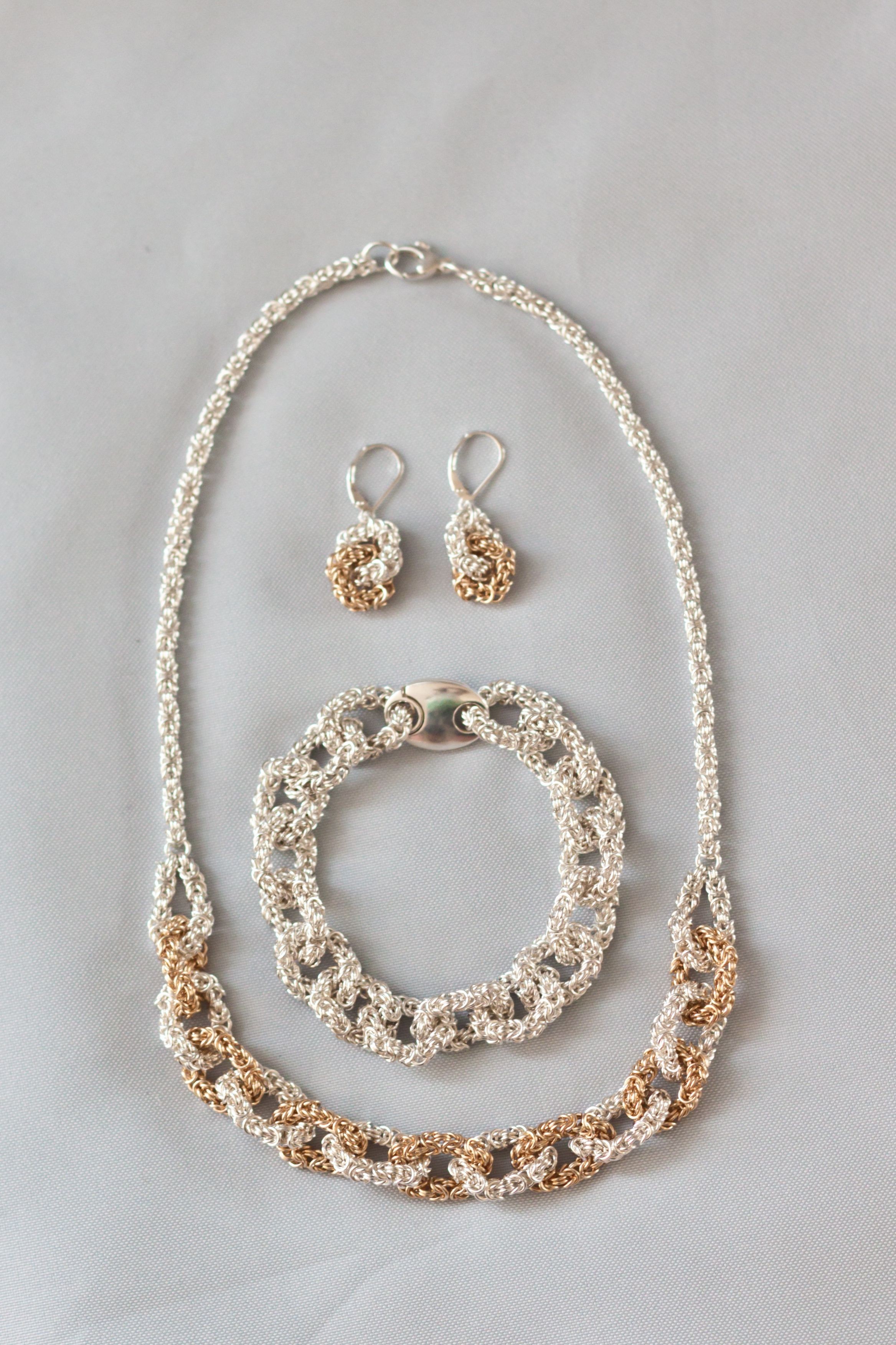 Chain of Links Necklace and Earrings