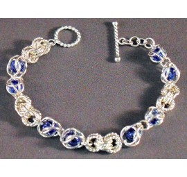 Crazy Eight with a Twist Bracelet